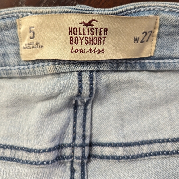 Hollister Low Rise Denim Boy Short - Picture 5 of 5